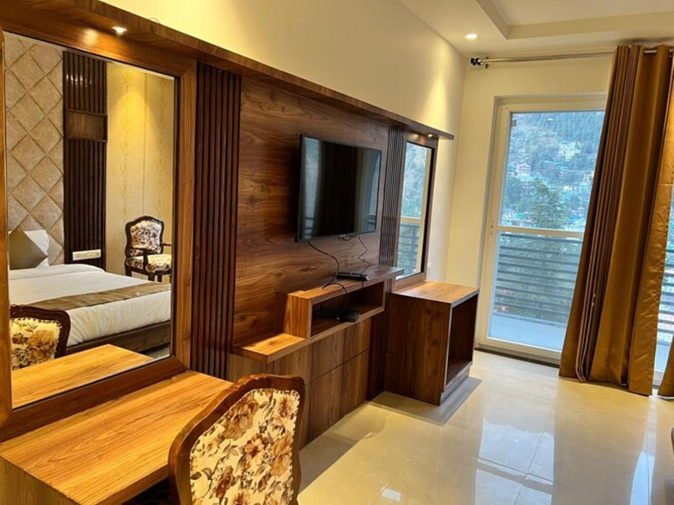 Rr Hotel & Resort Dharamsala Zewnętrze zdjęcie