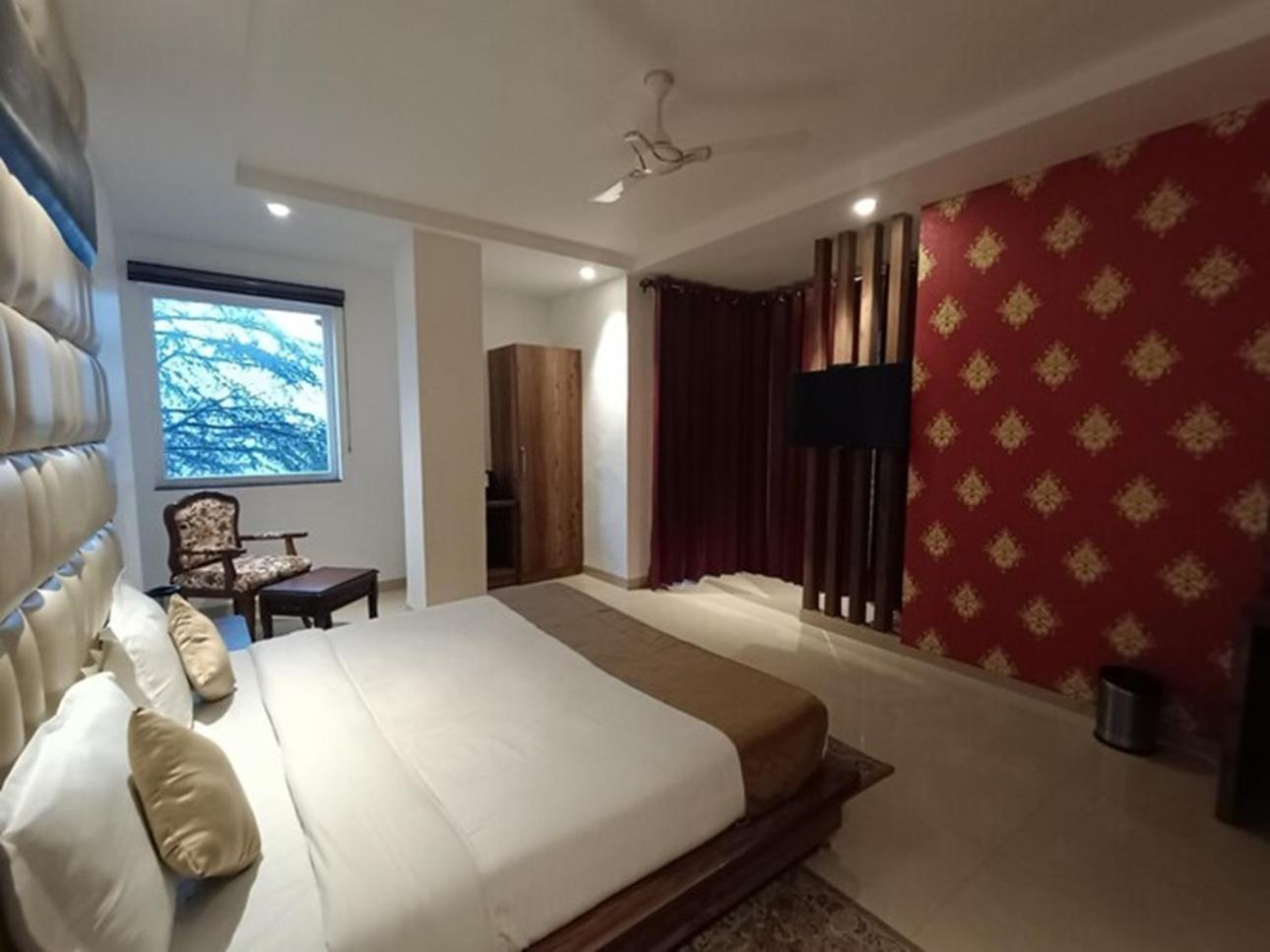 Rr Hotel & Resort Dharamsala Zewnętrze zdjęcie