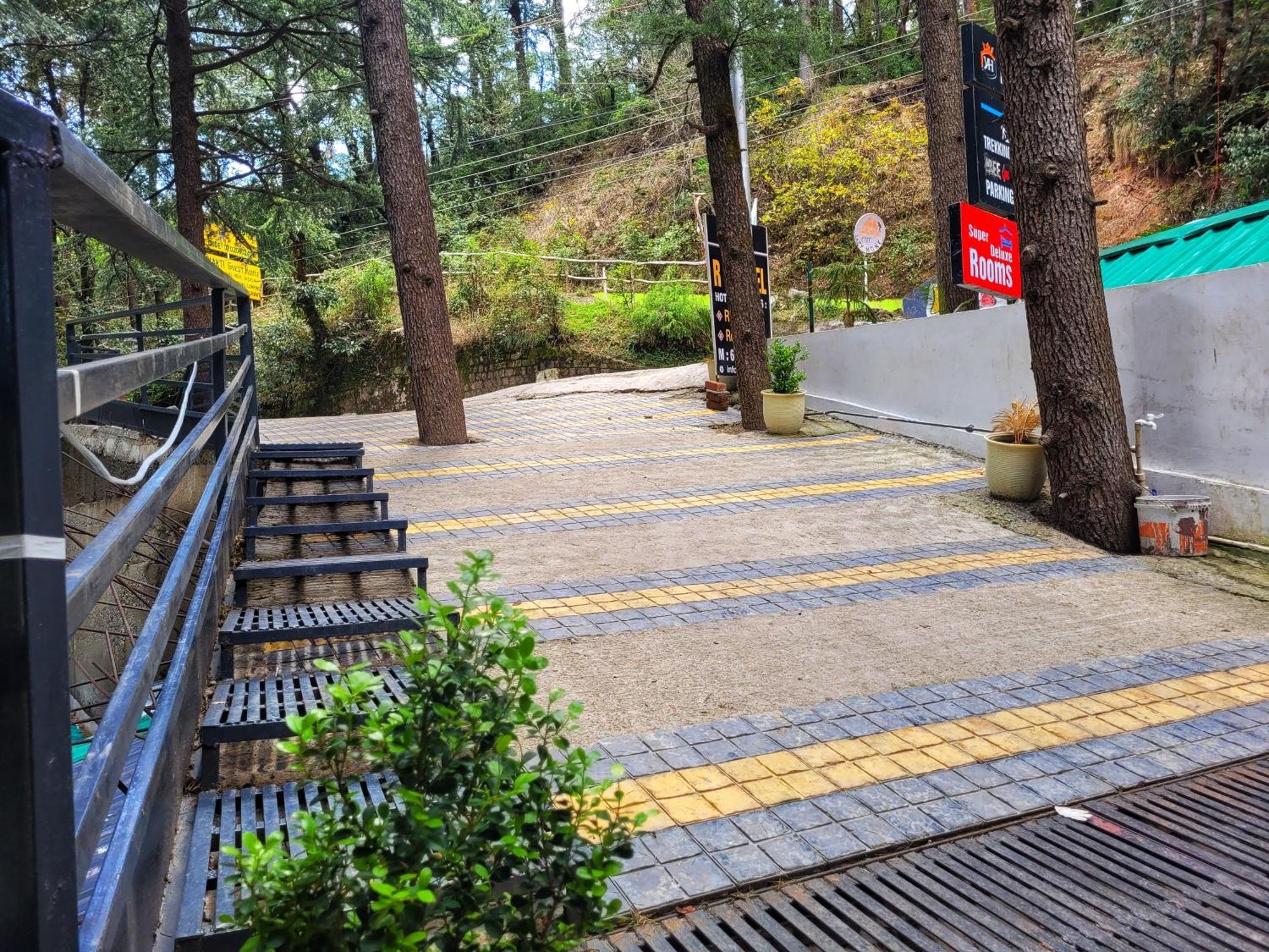 Rr Hotel & Resort Dharamsala Zewnętrze zdjęcie